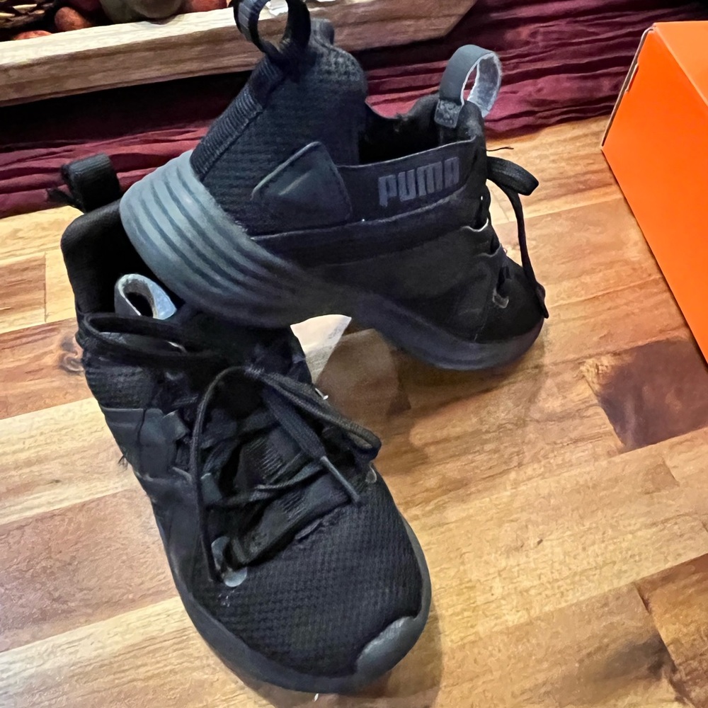 Puma Black Sneakers